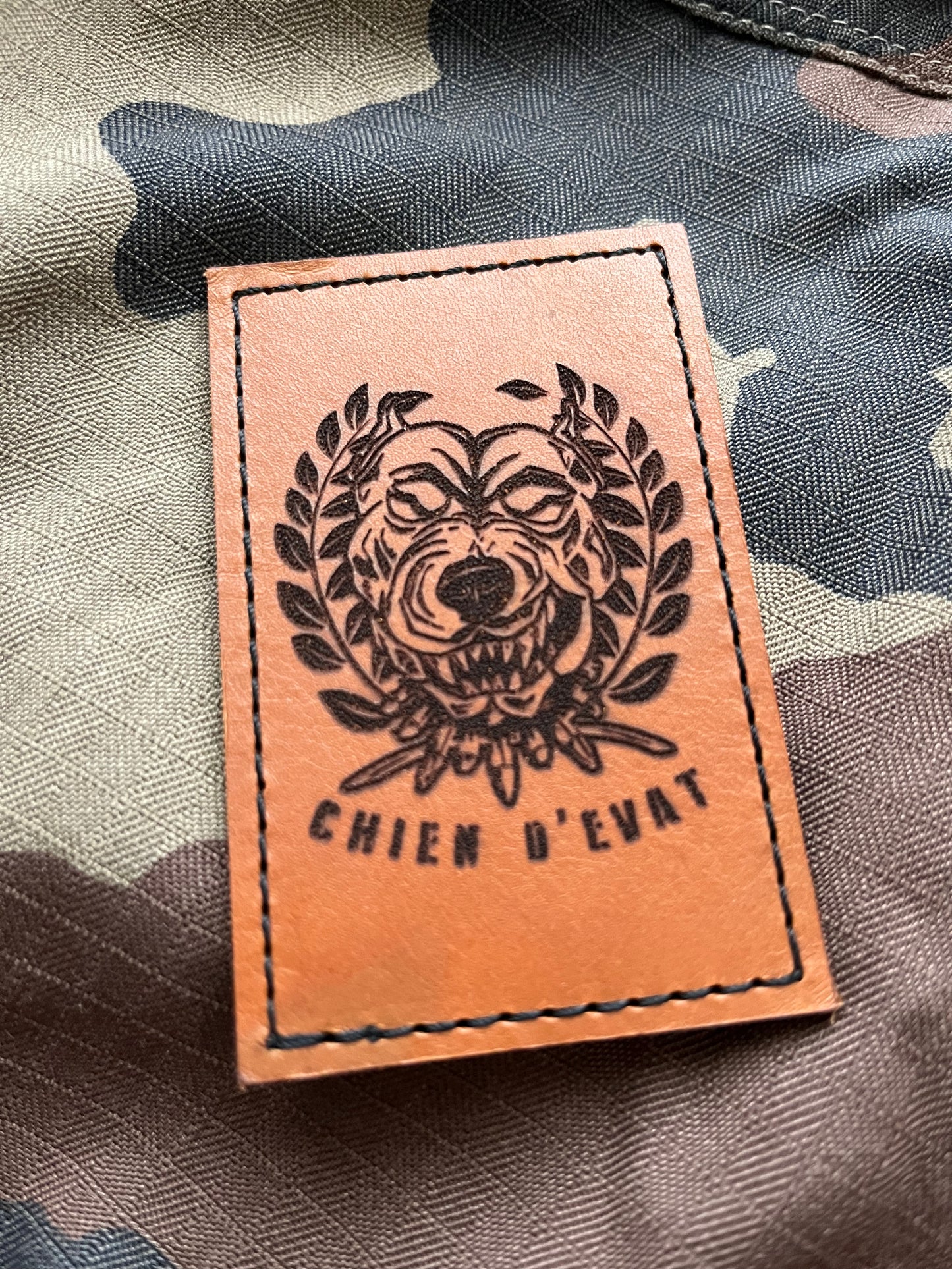 Patch Chien d'EVAT en cuir français